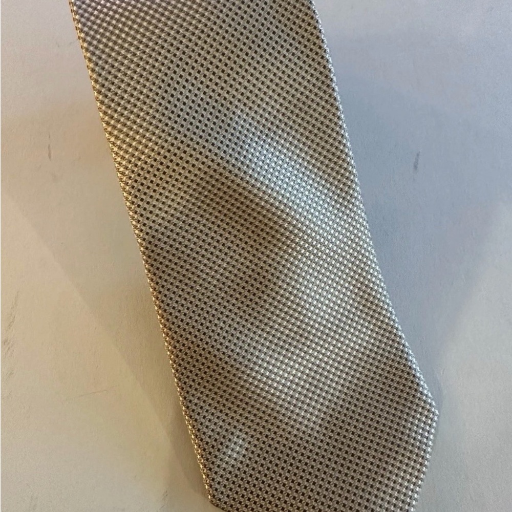 Michael Kors Tie Gold And Cream 3”